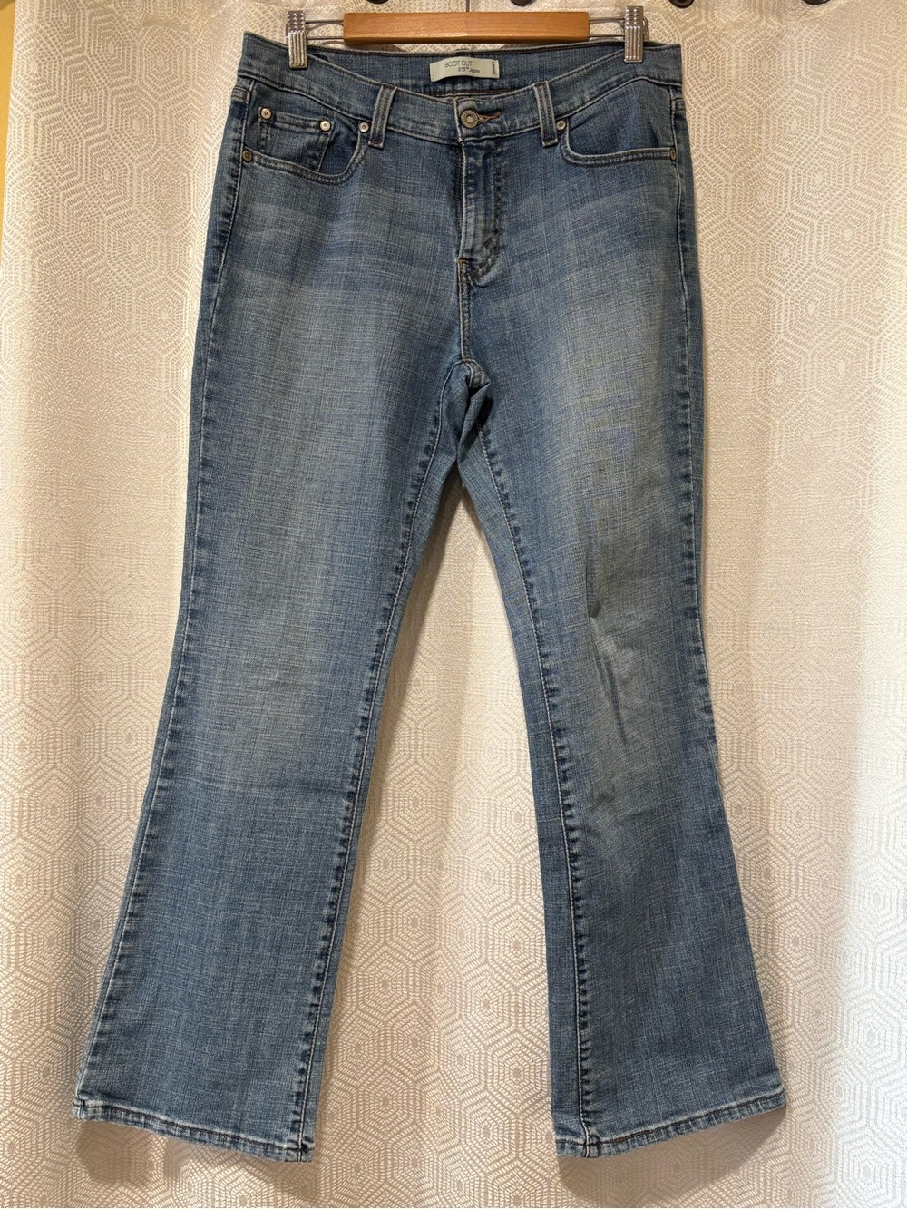 Levi's 515 Bootcut Jeans